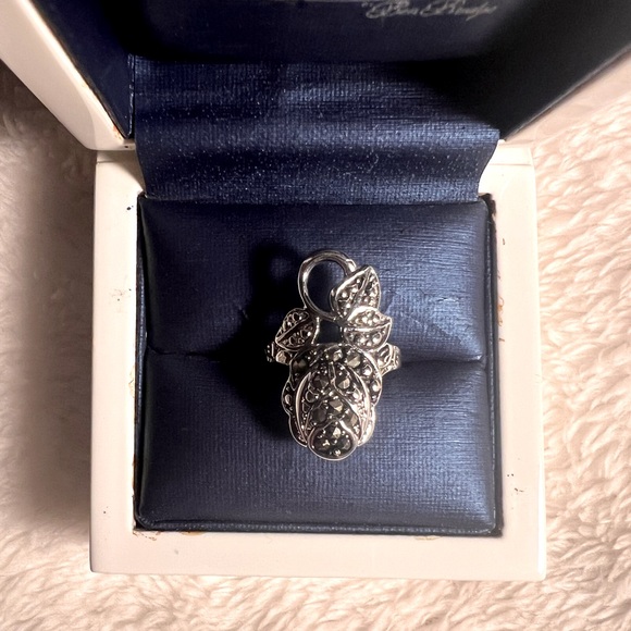 Sale Vintage Marchasite Leafy Style Ring - Picture 5 of 8